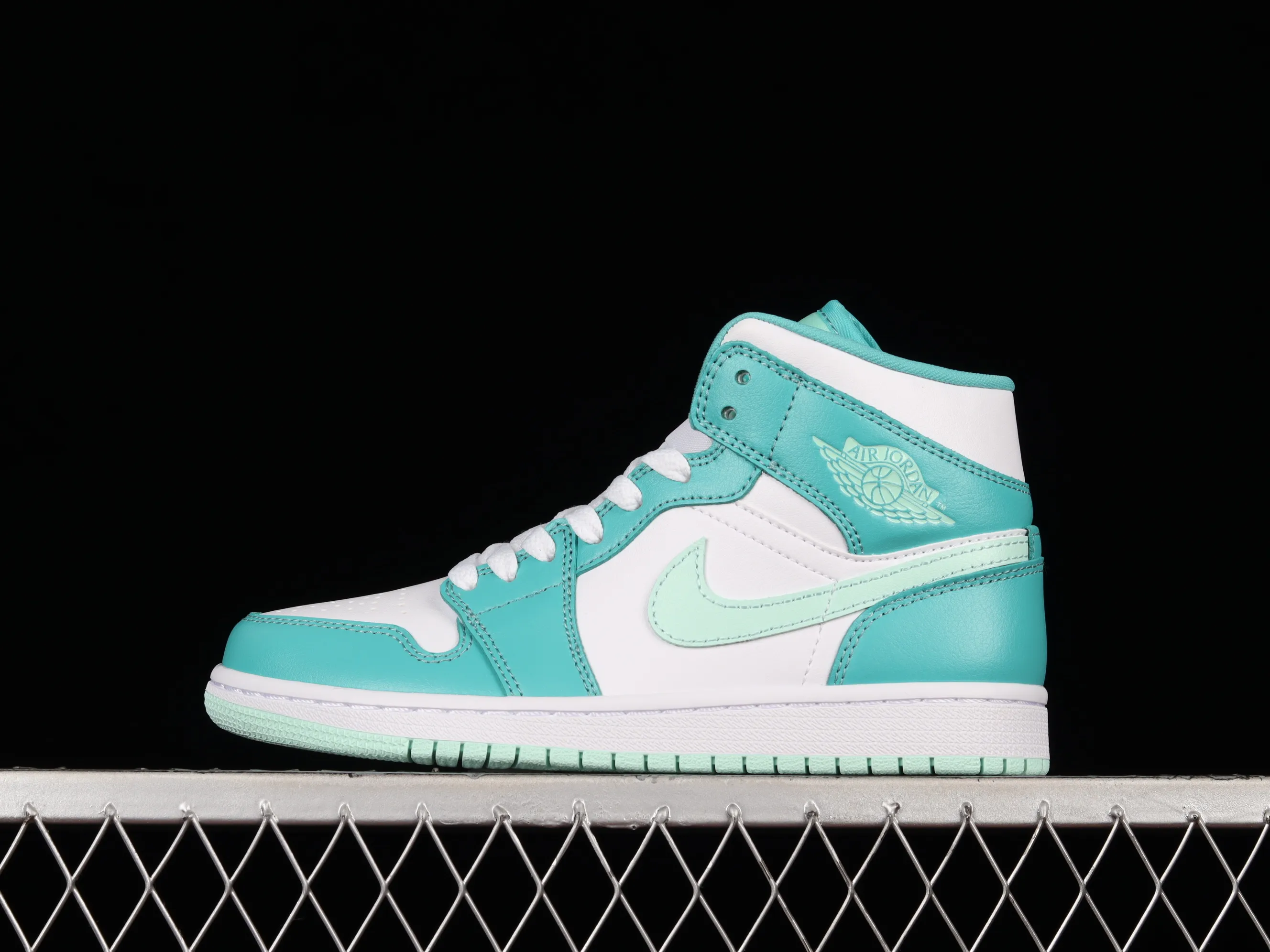 All categories Air Jordan Jordan series basketball shoes Air Jordan 1 Mid G version pure original Air Jordan 1 Mid SE "Marine Green" AJ1 Joe 1 white cyan Chinese basketball shoes DV2229-300